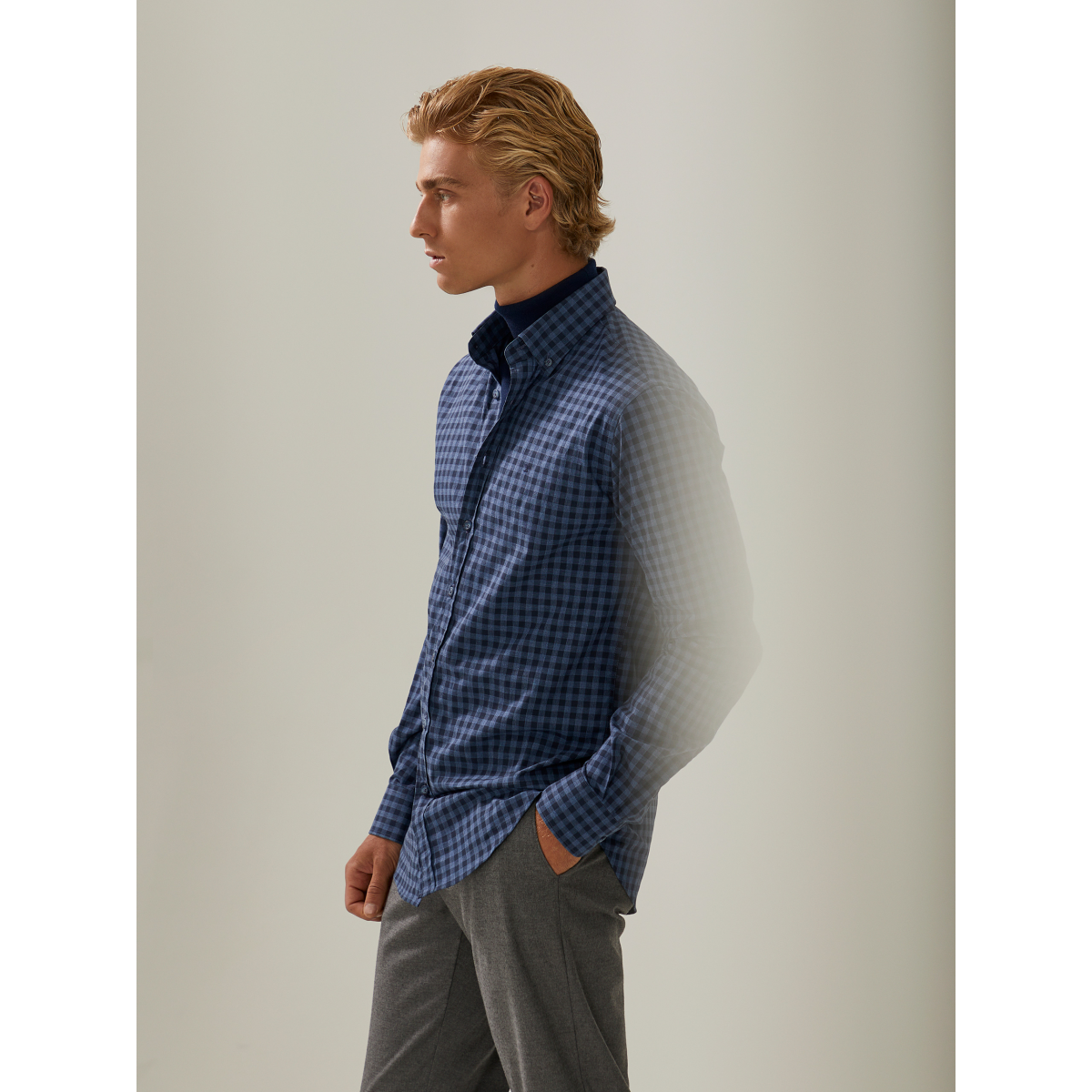 Camisa slim fit em padrão de xadrez Decenio